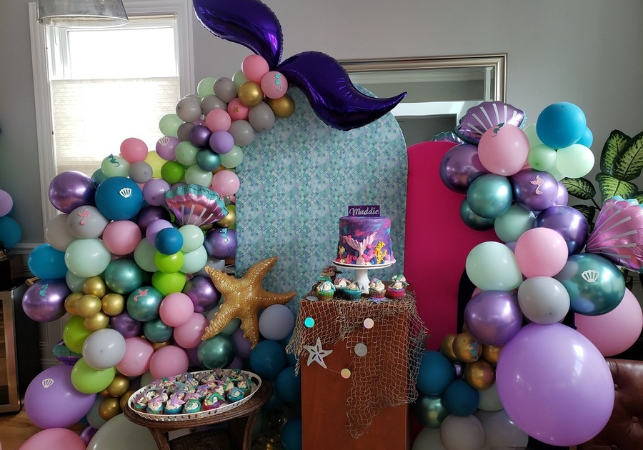 mermaid balloon decor