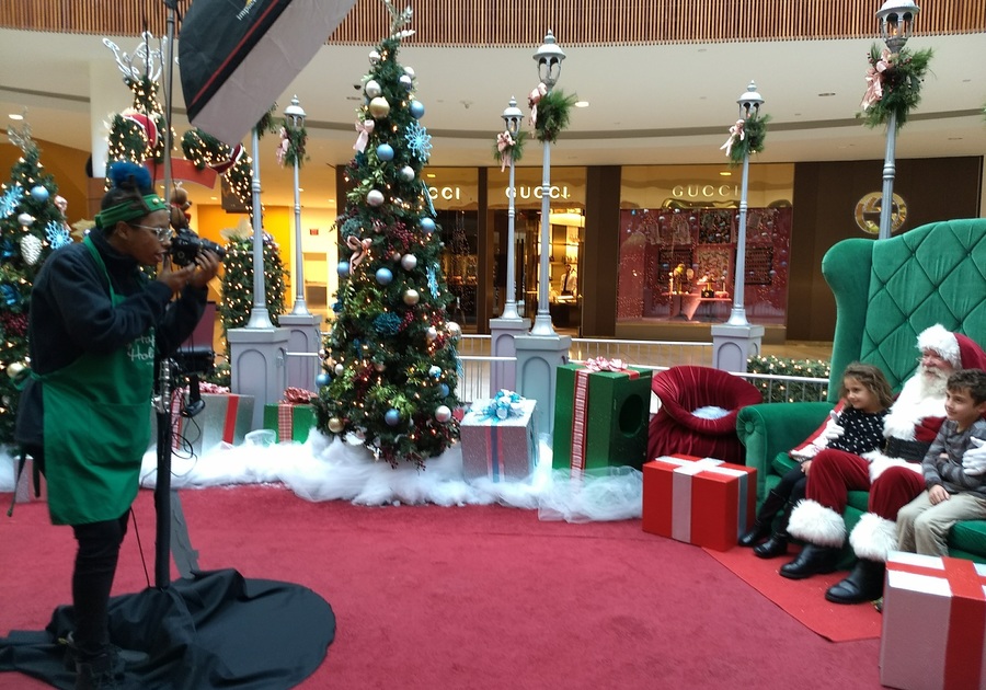 Santa Photo Experience at The Natick Mall! | Macaroni KID Framingham-Natick -Sudbury