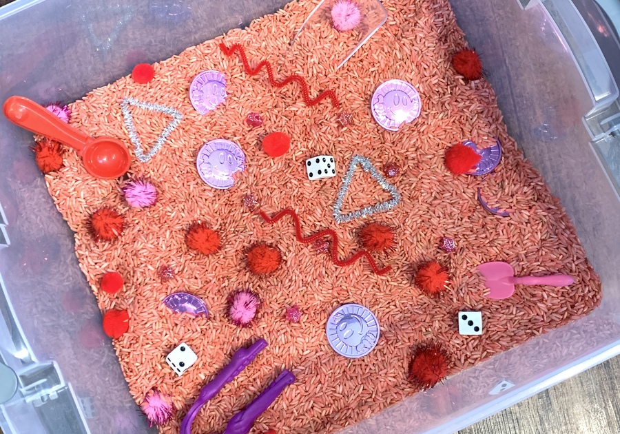 Valentine's Day Sensory Bin | Macaroni Kid Wheaton