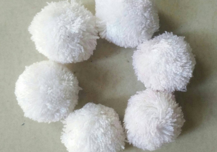 etsy yarn snowballs 