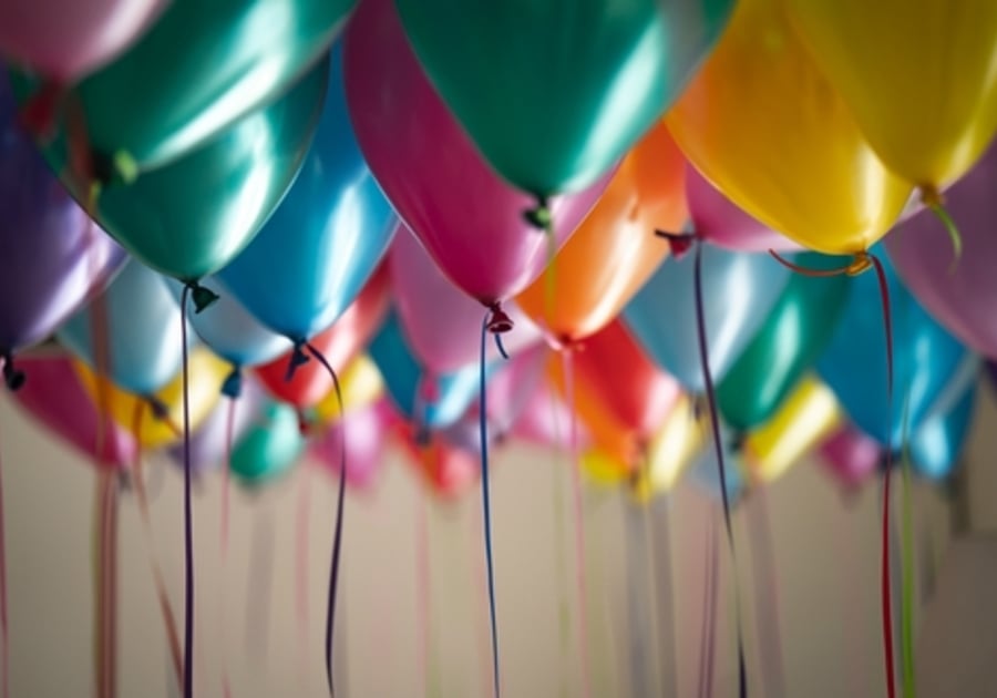 Balloons for Latex Allergy Awareness Article