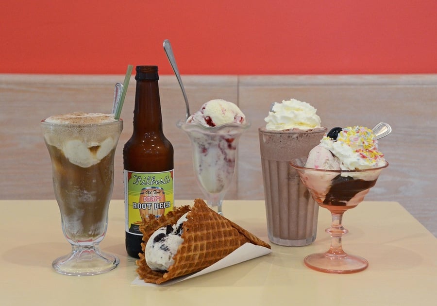 rootbeer float, ice cream cone, shake, sundaes