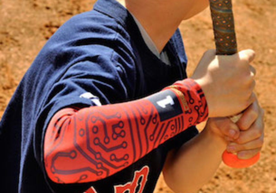 Your Arm Never Looked So Good Compression Arm Sleeves More Macaroni Kid Alpharetta Roswell Milton