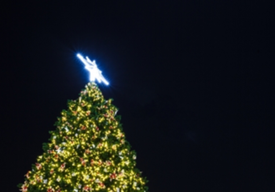 Fayetteville Christmas Parade and Tree Lighting Macaroni KID
